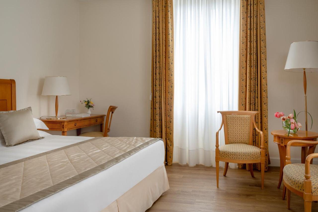 Residenza Parco Fellini Hotel Rimini Buitenkant foto
